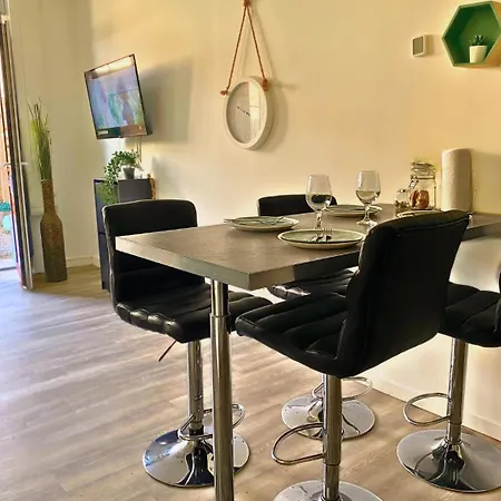 - Terrasse Privee, Animaux Acceptes, Parking Prive Gratuit, Accueil Velo Apartmán Saint-Omer (Pas-de-Calais)