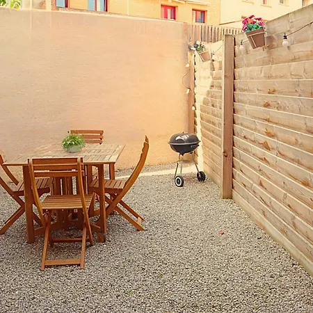 - Terrasse Privee, Animaux Acceptes, Parking Prive Gratuit, Accueil Velo Saint-Omer (Pas-de-Calais)