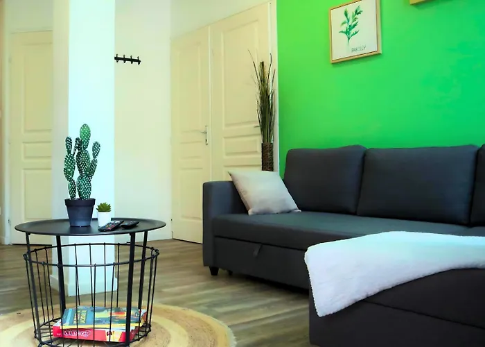 - Terrasse Privée, Animaux Acceptés, Parking Gratuit, Accueil Vélo Appartamento Saint-Omer (Pas-de-Calais)