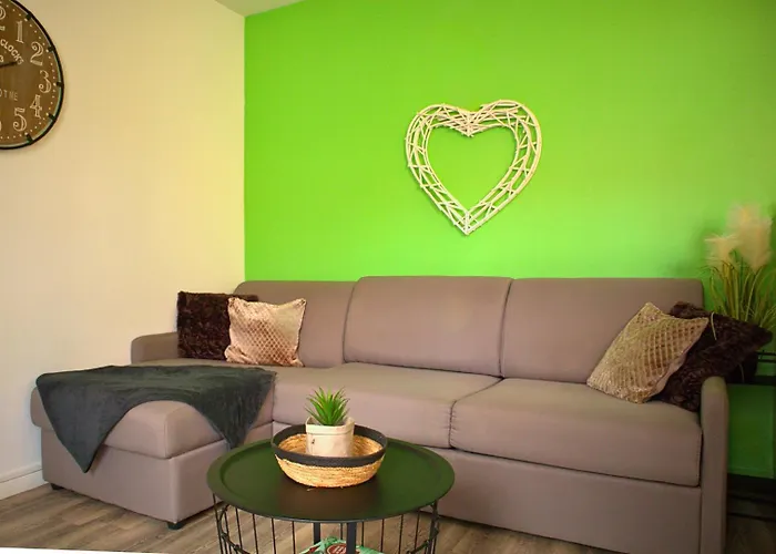 Appartamento - Terrasse Privée, Animaux Acceptés, Parking Gratuit, Accueil Vélo Saint-Omer (Pas-de-Calais)