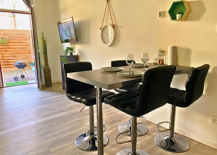 - Terrasse Privée, Animaux Acceptés, Parking Gratuit, Accueil Vélo Appartamento Saint-Omer (Pas-de-Calais)
