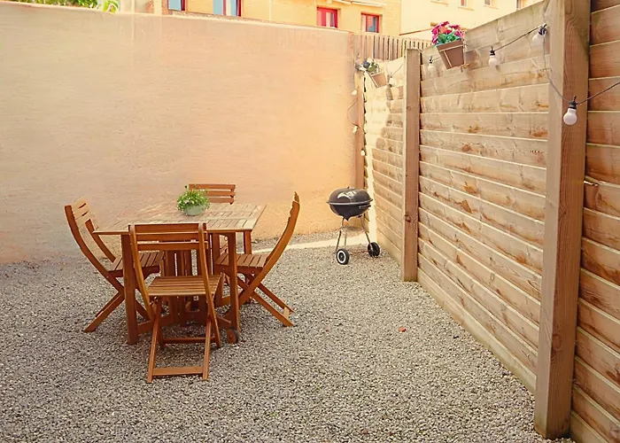 - Terrasse Privée, Animaux Acceptés, Parking Gratuit, Accueil Vélo Saint-Omer (Pas-de-Calais)